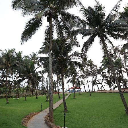 Varca Le Palms Beach Resort Colva Exterior photo